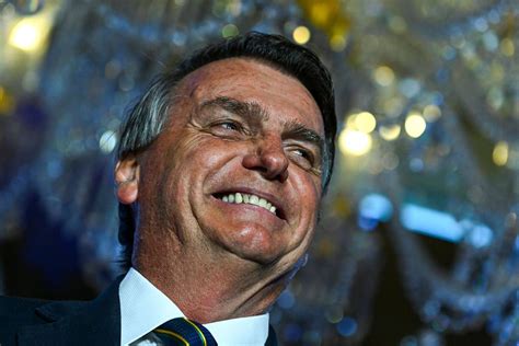 Bolsonaro nos EUA Governo já gastou ao menos R 950 mil 15 02 2023