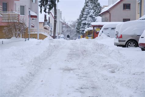 Sypn O Niegiem W Lublinie G Wne Ulice Przejezdne Trudna Sytuacja