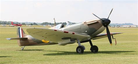 N Spitfire F Mk Ia G Cfgj Flying Legends Is Famous Flickr