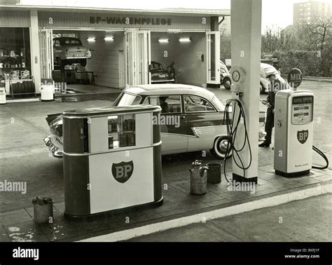 1960 S 1970 S Service Stations