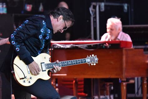 Review Joe Bonamassa Wows Fans At 1st Concert Of Season At Vina Robles Amphitheatre Arts