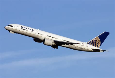 N534UA United Airlines Boeing 757 222 IAD John Boulin Flickr