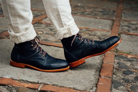 The 10 Best Men's Boots for Wide Feet | Moc Toe, Chukka, Chelsea, and More | Stridewise