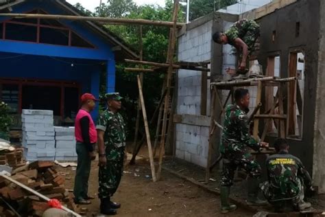 Cek Perkembangan Bedah Rumah Detik Sumsel