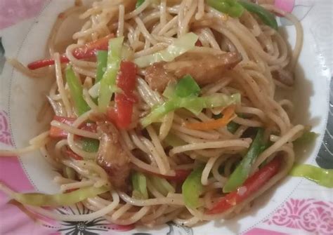 Chicken Chow Mein 🍜🍝🍲 Recipe By Sarah Ali 🧑‍🍳 Cookpad