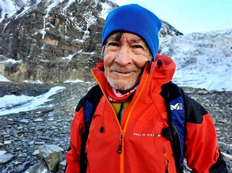 Carlos Soria Se Encuentra Ya En El Campo Base Dhaulagiri Tras Abandonar