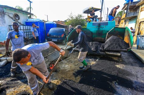 Prefeito De Belford Roxo Visita Obras No Barro Vermelho Jornal Hora H