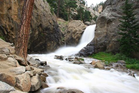 Guide to Boulder Falls - Travel Boulder