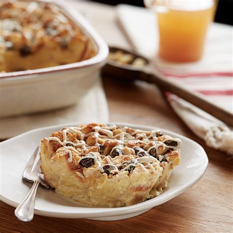 Cinnamon Bread Pudding - Pillsbury Baking