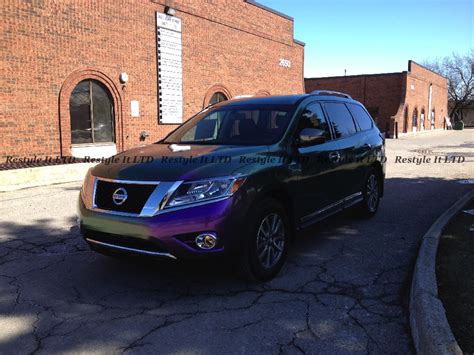 2013 Nissan Pathfinder Gets Purple Chameleon Wrap Autoevolution