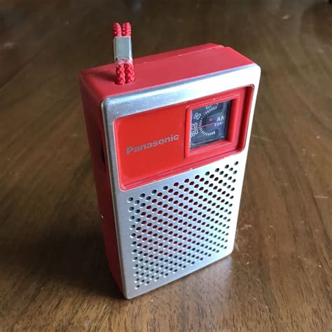 Vintage Panasonic Portable Hand Held Red AM Transistor Radio Works