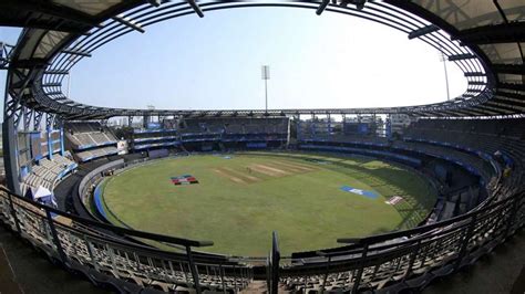 India Vs Australia St Odi Mumbai Wankhede Stadium Pitch Report