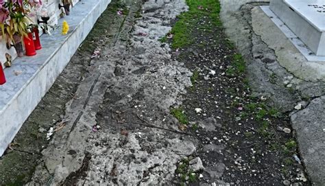 Cimitero Consortile Nellabbandono A Massa Di Somma Il Camposanto Tra