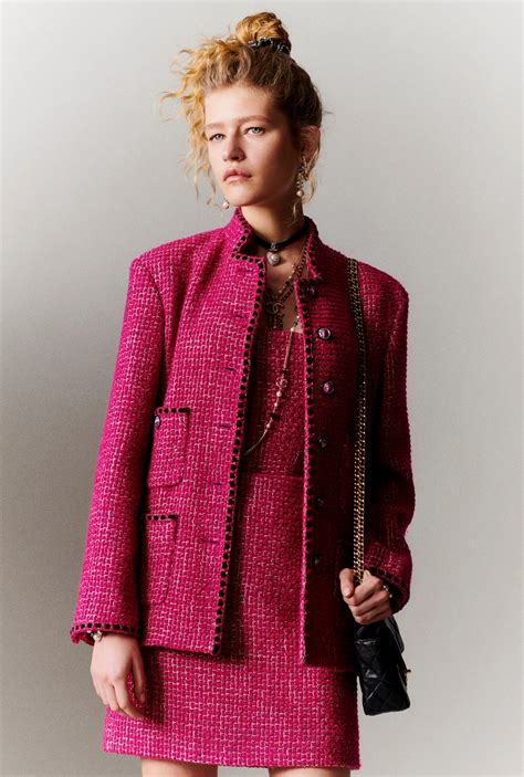 Chanel Oversized Tweed Jacket UFO No More