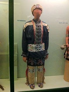 Potawatomi - Wikipedia. Note that Potawatomi men wore turban style hats ...