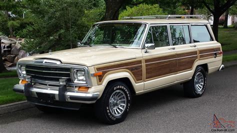 1989 Jeep Grand Wagoneer Base Sport Utility 4 Door 5 9L 4x4 Automatic