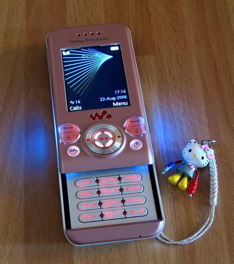 Sony ericsson раскладушка фиолетовая 80 фото