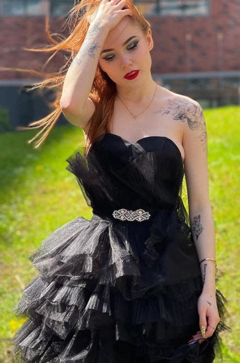 Обнажённая Люба Бич слив фото горячих фото Lyuba Bich hot без цензуры слитые фото Голая