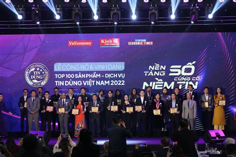 Vinh danh TOP 100 Sản phẩm Dịch vụ Tin dùng Việt Nam 2022 Nhịp sống