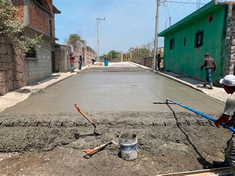 La SOP continúa con los trabajos de pavimentación en la calle