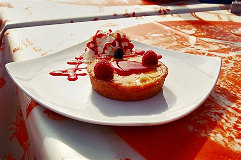 Barcelona Photoblog: Barcelona Restaurants: Delicate Desserts at Escriba's