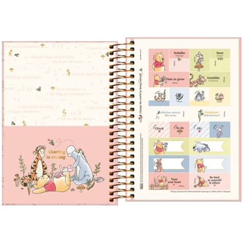 Agenda Espiral Di Ria X Cm Pooh Fundo Branco Bee At