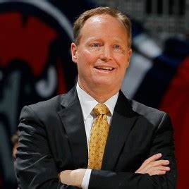 Mike Budenholzer Named NBA Coach of the Year