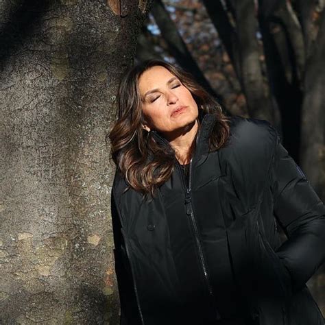 Mariska Hargitay Daily On Instagram Photos Mariska And Ice On The