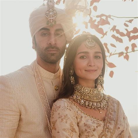 Alia Ranbir Wedding आलिया ने रणबीर से शादी के बाद सोशल मीडिया पर शेयर