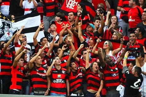 25 mil ingressos já vendidos para Flamengo x Vasco Flamengo