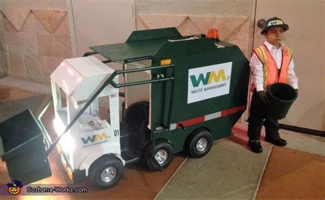 Homemade Garbage Truck Costume for Boys | DIY Instructions