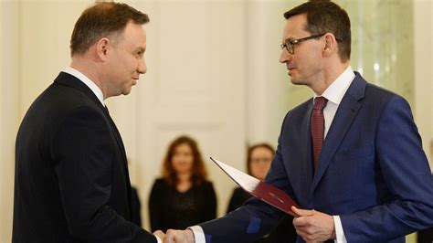 Andrzej Duda beiktatta Mateusz Morawiecki új kormányát Mandiner