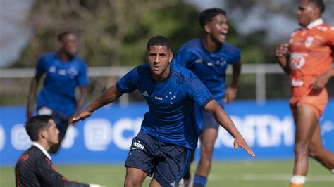 Cruzeiro Compra Jovem Atacante Que Estava Emprestado Ao Clube Veja Valor