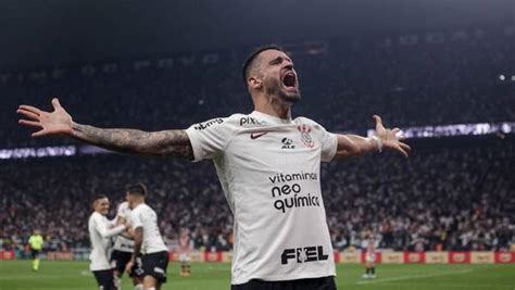 Renato Augusto Volta Ao Corinthians Como Dono Do Time E Talism Na