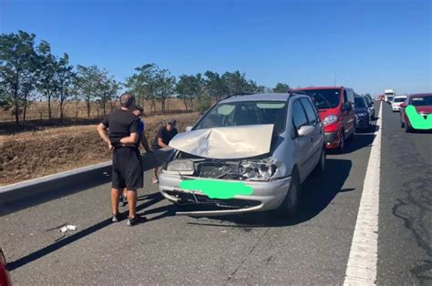 Carambol cu 10 mașini pe autostrada A4 în Constanța 18 adulți și