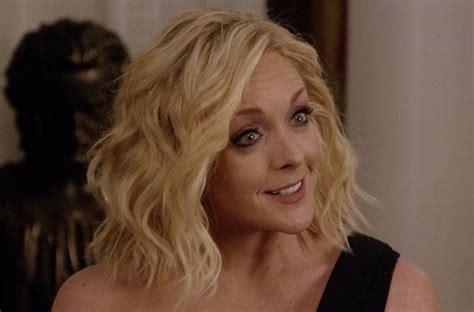 Unbreakable Kimmy Schmidt S Jane Krakowski On Watch What Happens Live With Andy Cohen