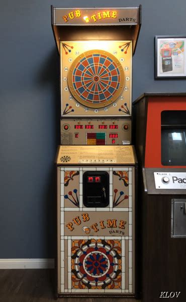 Pub Time Darts - Arcade by Merit Industries | Museum of the Game