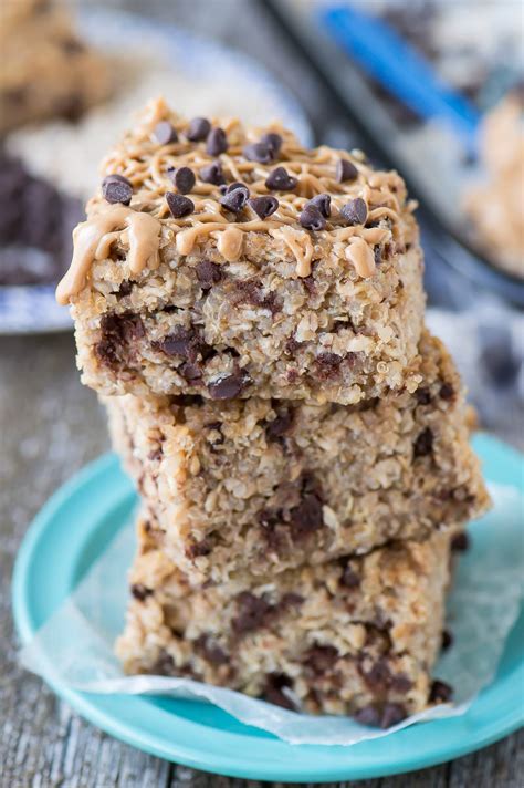 Healthy Peanut Butter Chocolate Chip Quinoa Bars