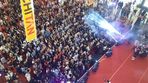 Seribuan Orang Penari K Pop Pecahkan Rekor MURI Play Dance Di Big Mall