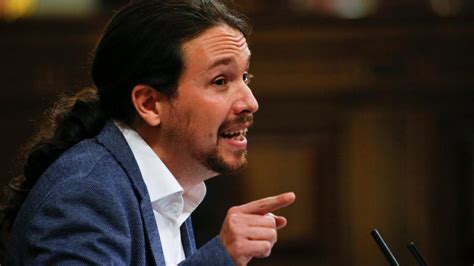 Pablo Iglesias Tiende La Mano Al Psoe