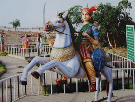 Jhansi ki Rani Statue - Jhansi ki Rani Statue Manufacturer & Supplier, Surat, India