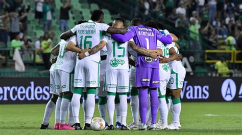 CLUB NACIONAL DE PARAGUAY VS ATLÉTICO NACIONAL EN Mergulhe no mundo