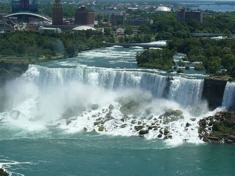 Guide to Surviving the Weather of Niagara Falls and Buffalo, NY