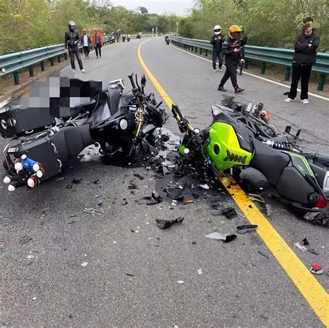 「黑絲短裙、瘋狂飆車」00後美女網紅越界撞車身亡？現場畫面曝光 每日頭條