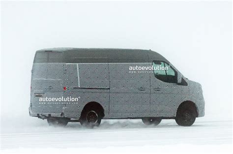 2024 Renault Master Spied For The First Time Has A Fully Camouflaged