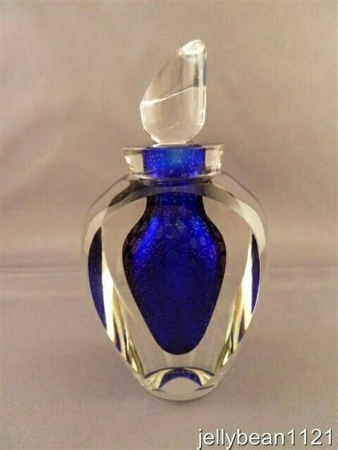 Perfumes Vintage Vintage Bottles Blue Perfume Beautiful Perfume