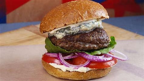 Emerils Kicked Up Blue Cheese Stuffed Hamburgers Blue Cheese Burgers