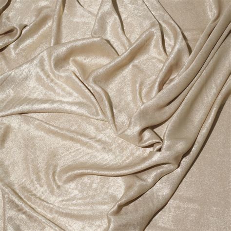 Matase Sintetica Nude Cu Pelicula Metalica Argintie