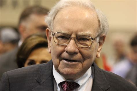 46 Of Warren Buffett S 410 Billion Portfolio Is Invested In 4 Artificial Intelligence Ai Stocks