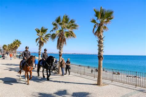 Antalya Konyaaltı nda güvenlik atlı polislere emanet İlgi yoğun